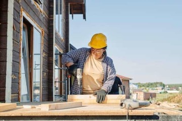 Photo by Mikael Blomkvist: https://www.pexels.com/photo/a-woman-in-plaid-long-sleeve-shirt-holding-a-power-tool-8961521/